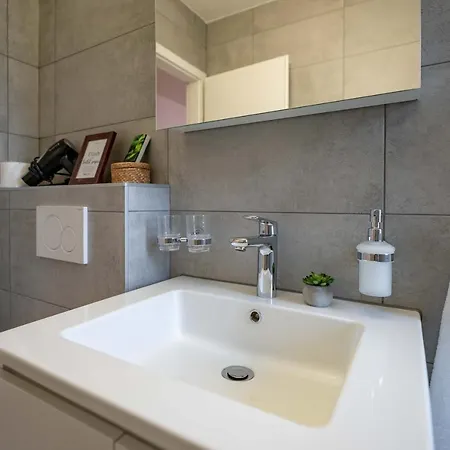 Moderne Mit Parkplatz - Floor * Ostermundigen