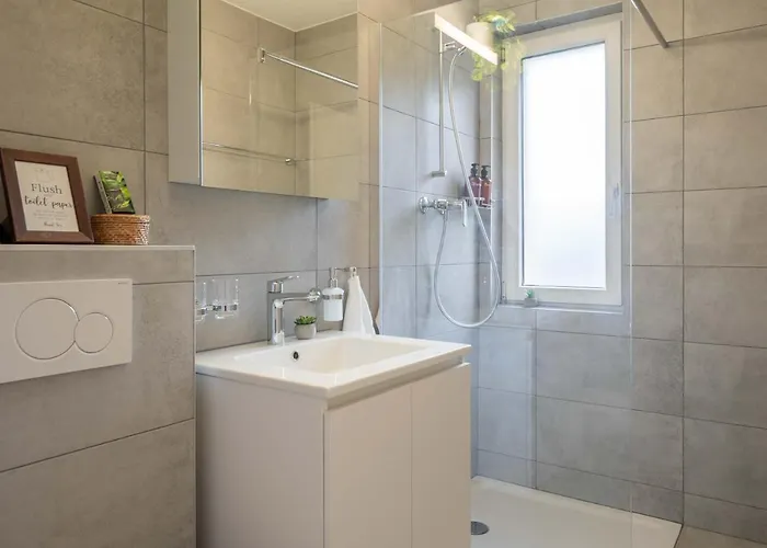 Moderne Mit Parkplatz - Floor Ostermundigen