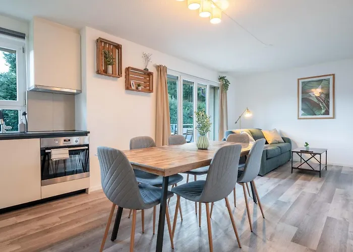 Moderne Mit Parkplatz - Floor Apartamento Ostermundigen