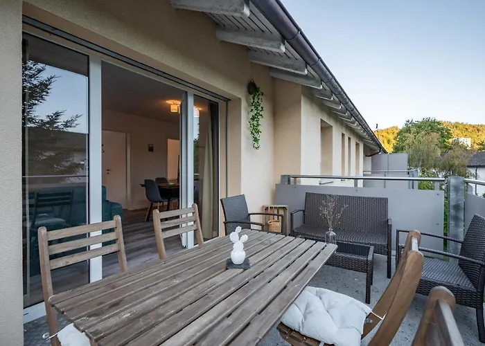 Moderne Mit Parkplatz - Floor Apartamento